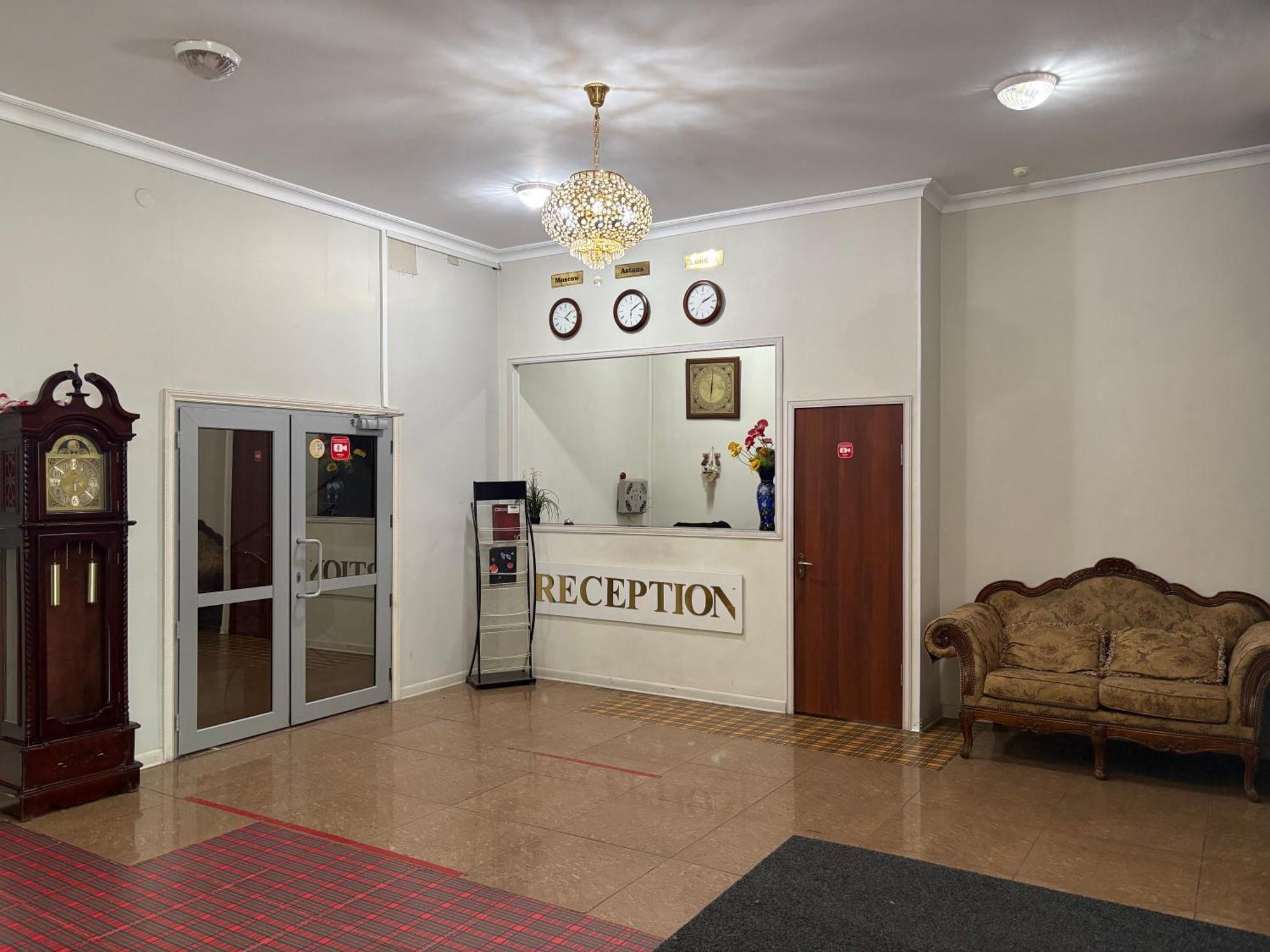Гостиница Райхан Atiraw Buitenkant foto